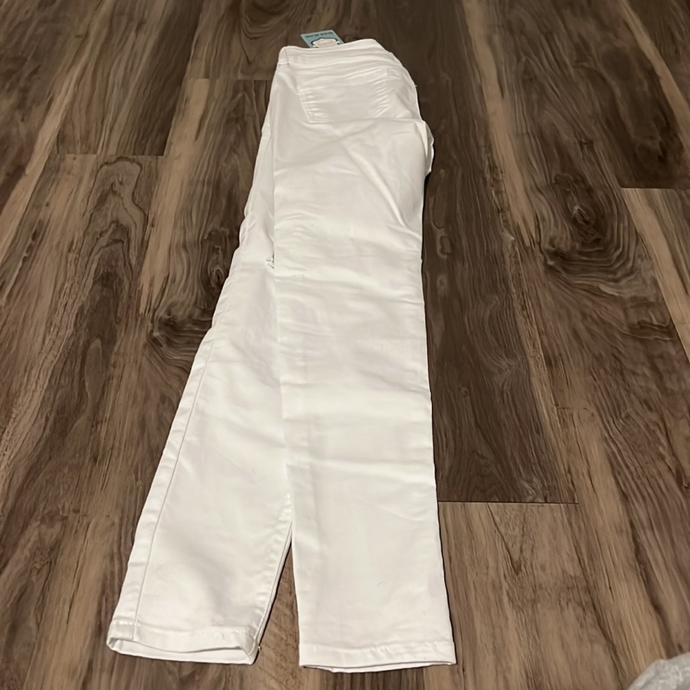 White Ripped Jeans - Picture 9 of 11